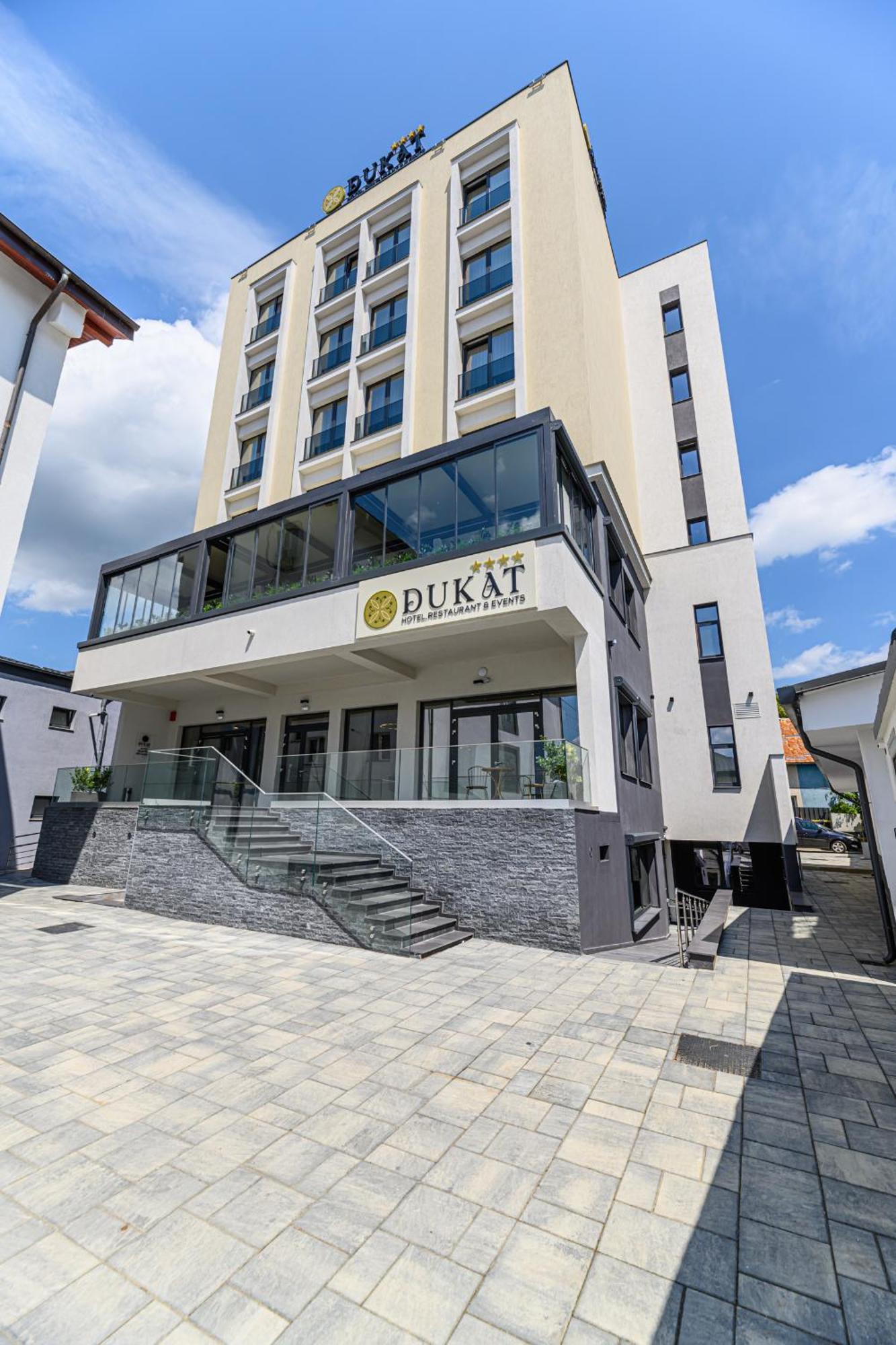 Hotel Dukat Gura Humorului Kültér fotó